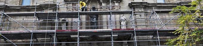 Culminen els treballs de recuperació de la façana de la col·legiata de Guissona