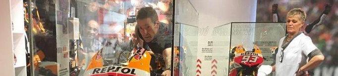 La moto de Marc Márquez campiona del 2018 ja lluu al Museu de Cervera