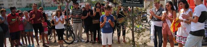 Emotiu homenatge del Palau al bomber que va perdre la vida a Horta