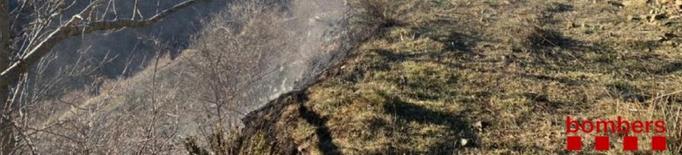 Un foc forestal crema una hectàrea a Bellver
