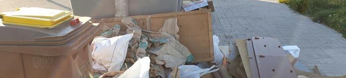 Veïns de Magraners insten a multar incívics que aboquen residus