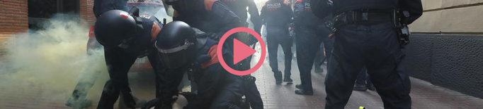 ⏯️ Aldarulls i una dona detinguda durant el desnonament de tres persones a Lleida