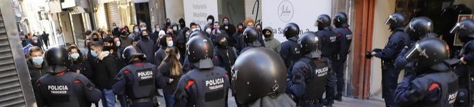 ⏯️ Un 'exèrcit' de mossos impedeix que els CDR i Vox s'enfrontin a Lleida