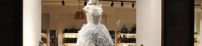 Exposició urbana de vestits de paper a Mollerussa a partir de demà dijous