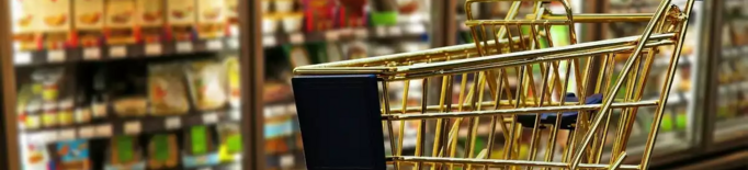 Cinc consells per evitar els riscs de contagi als supermercats