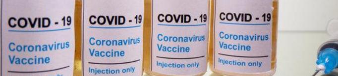 La vacuna d'Oxford contra la covid-19 és segura i efectiva en gent gran