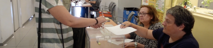 ⏯️ Laura Bergés, la candidata del Comú de Lleida, exerceix el seu dret a vot