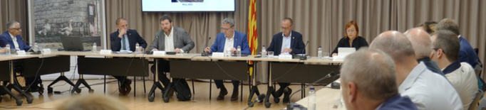 Les institucions de Lleida reclamen millorar les freqüències de la línia ferroviària Lleida-Manresa