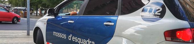 Els Mossos d'Esquadra detenen un home que acabava de robar a l'interior d'onze vehicles a Lleida
