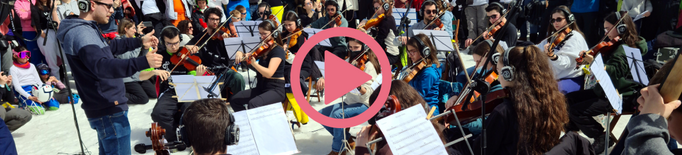 ⏯️ Un miler de músics i admiradors homenatgen el cantant Pau Donés a la Val d'Aran
