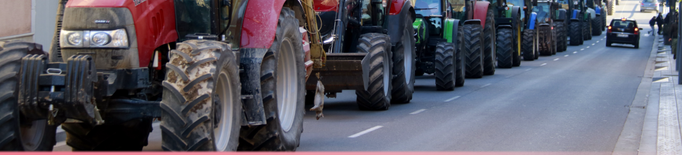 ⏯️ Uns 200 tractors es manifesten a Tàrrega per reclamar mesures que eliminin la plaga de conills