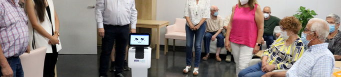 ⏯️ Aitona prova els robots desenvolupats per millorar la vida a la gent gran