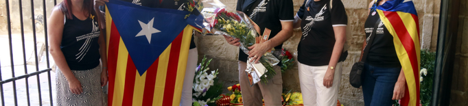 L'antic convent del Roser centra bona part de les ofrenes florals per la Diada a Lleida