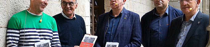Leonard Jové, historiador lleidatà, presenta el seu llibre sobre el cos de bombers de Lleida