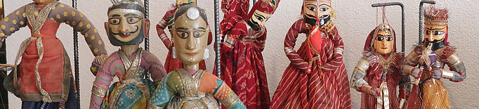 El Museu de Lleida exposa 250 titelles de diferents cultures i països
