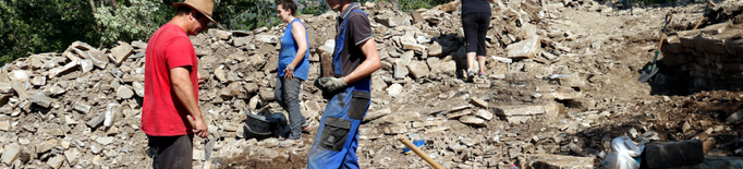 ⏯️ Localitzen una desena de cases del segle XV en les excavacions de la Pobla de Segur