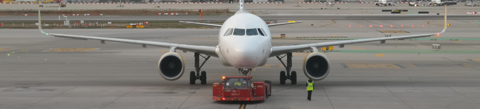 Una aerolínia elimina les mascaretes als seus vols