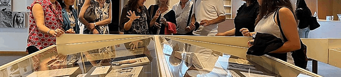 Una exposició a la UdL recorre el fons bibliogràfic del biògraf de Vallverdú