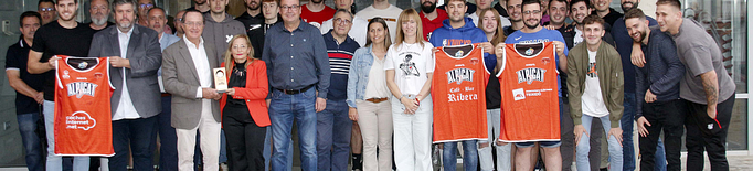 El Club Bàsquet Alpicat homenatjat al municipi per l'ascens dels seus quatre equips sènior