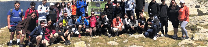 La ruta senderista de LleidaJove a la Vall Fosca aplega 40 joves