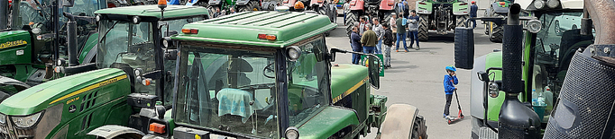 Tractorada a Cervera d'Unió de Pagesos per reclamar ajuts per les pèrdues al sector d'herbacis