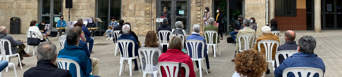 Tàrrega honora els seus deportats als camps nazis amb llambordes Stolpersteine