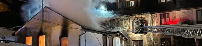 Un ferit greu en l'incendi d'una casa a la Cerdanya