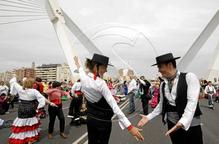 La Fira d'Abril omple de color els carrers de Lleida