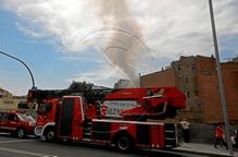 Incendi a l'edifici de l'antiga llibreria Dilagro