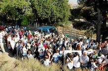 Més de 800 persones marxen per reclamar que es desbloquegi la Ramaderia Pifarré
