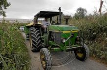 La granja Pifarré perd 10.000 euros al no poder collir el panís pel bloqueig