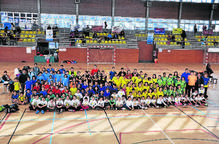 Trobada de mini handbol al pavelló municipal de Guissona