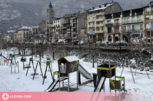 La neu arriba a cotes per sota dels 600 metres a les comarques pirinenques