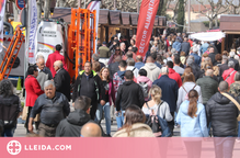 Milers de persones omplen els carrers de Mollerussa en el darrer dia de la Fira de Sant Josep