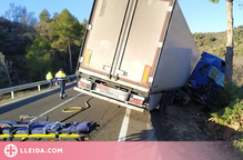 Ferit el conductor d'un camió en un accident al Segrià