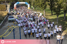 Un miler de persones caminen contra el càncer a Lleida