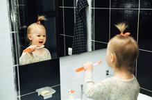 Quan i com rentar les dents al teu bebè
