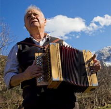 Artur Blasco amb el seu acordió