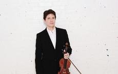 El concert per a violí de Mendelssohn - Joshua Bell & Franz Schubert Fhilarmonia