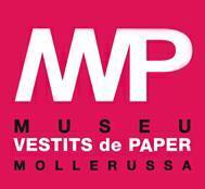 Exposició de donacions al Museu de Vestits de Paper