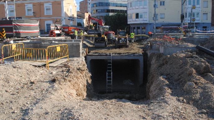 Caos el primer dia sense tren per obres a Mollerussa