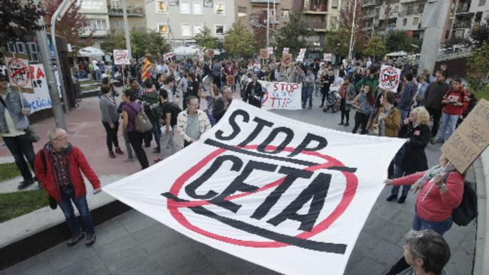 Protesta a Lleida contra el tractat amb el Canadà