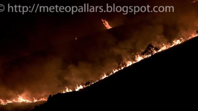 Arrasades 440 hectàrees pel foc de la Guingueta, originat per un llamp