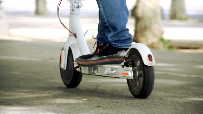 Sorprès un menor d'11 anys circulant amb un patinet elèctric a Lleida