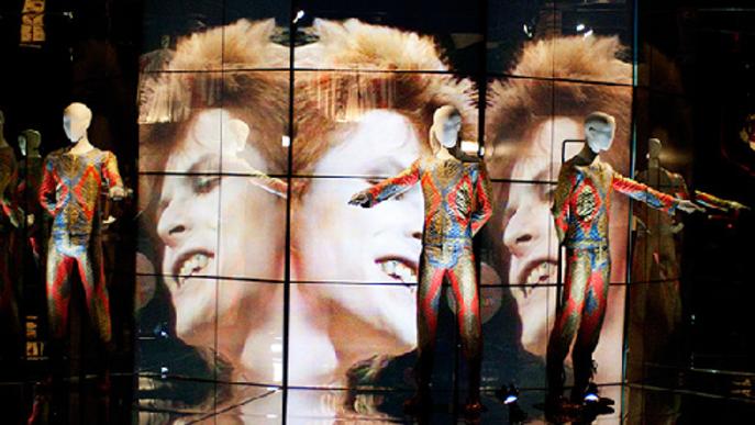 El cine Principal de Lleida exhibeix avui el documental ‘David Bowie is’