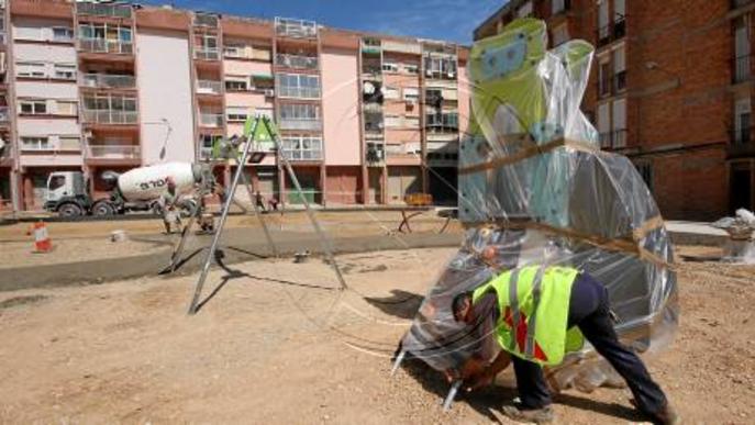 Nou pàrquing gratuït en un solar al costat de la remodelada plaça Balàfia