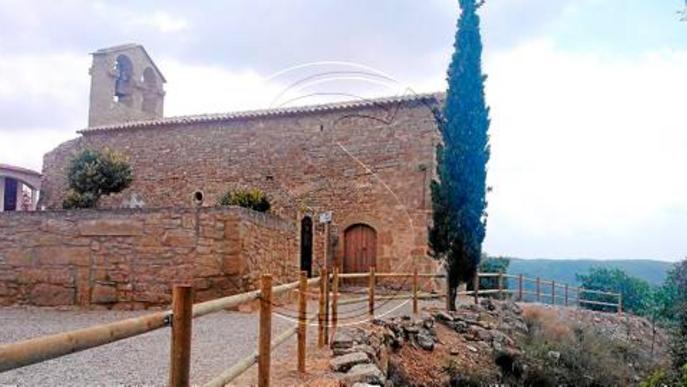Famílies de Vilanova de l'Aguda s'uneixen per tal de millorar l'entorn d'una ermita