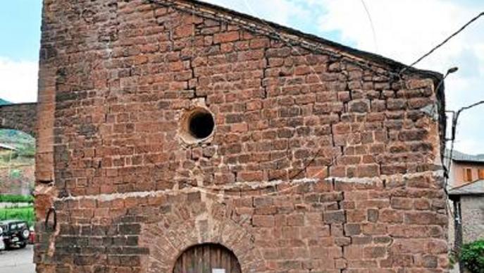 Un poble del Sobirà vol obrir l'església després de més de 10 anys de misses al carrer