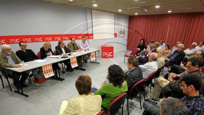 El PSC preveu presentar llistes blanques a les municipals però estudia amb quina marca