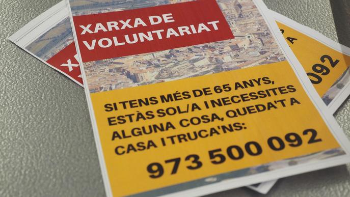 Tàrrega reparteix fulletons per posar la Xarxa de Voluntariat a diposició de les persones vulnerables